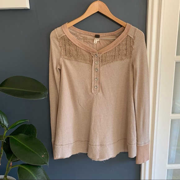 Free People We The Free Basic Thermal Top. S - Picture 2 of 12